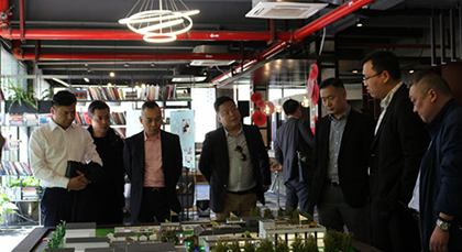 苏州市侨商会副会长应邀参观考察拙政园片区优质创业园及平江路